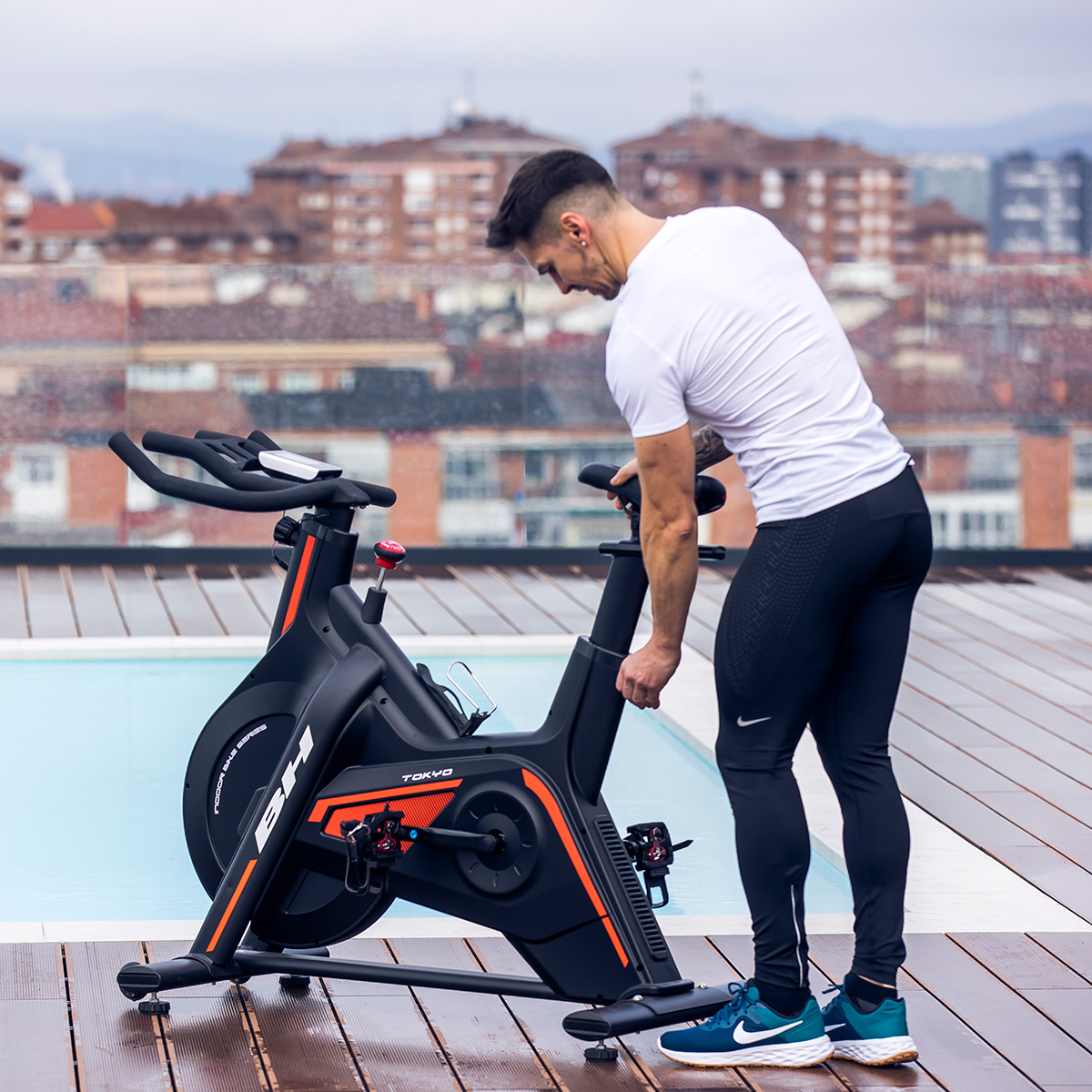 bh-fitness-tokyo-h9181-indoor-bike-volano-20-kg image 4
