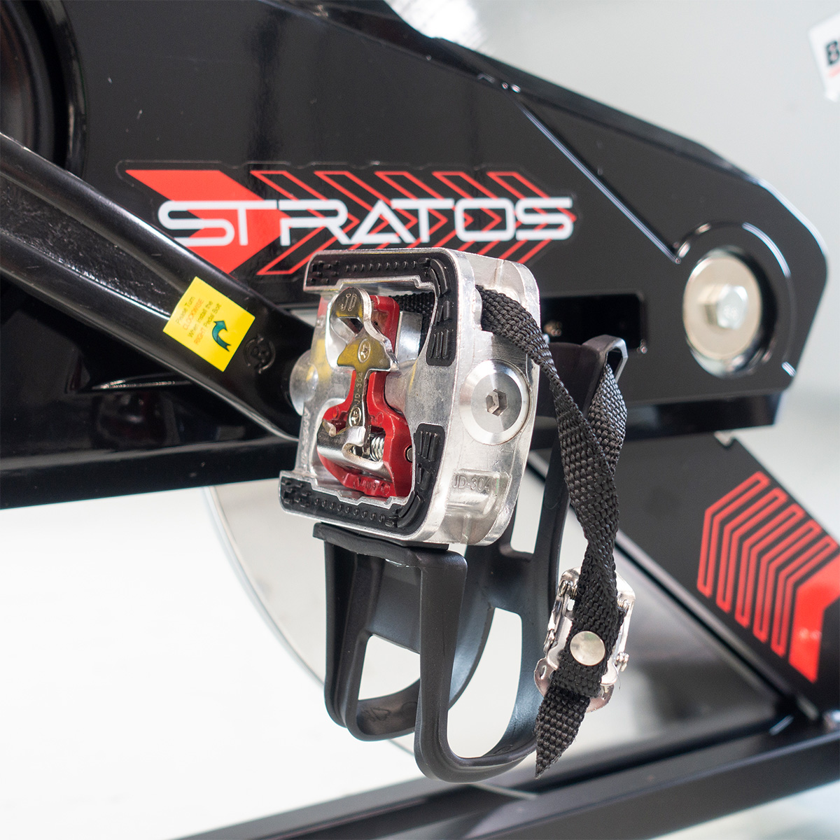 bh-fitness-stratos-h9178b-cyclette-indoor-spin-bike image 4